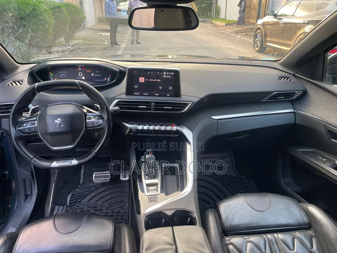 Peugeot 5008 2018 Noir