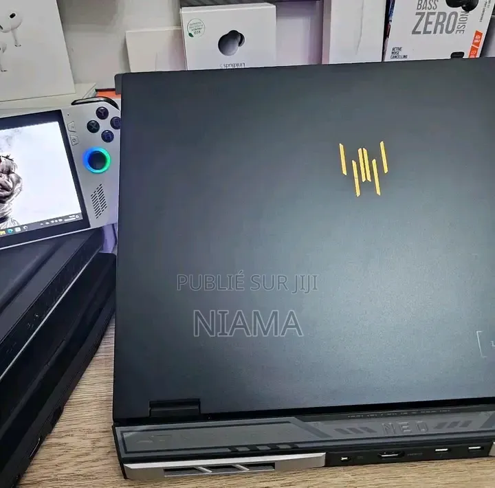 Nouveau Acer Predator Helios 18 PH18-71 32GB Intel Core i9 SSD 1T