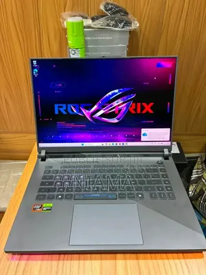 Nouveau Asus ROG Strix G18 32GB Intel Core i9 SSD 2T