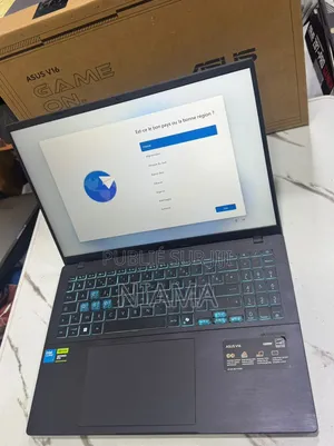 Nouveau Ordinateur portable Asus V1V 16GB Intel Core i7 SSD 1T