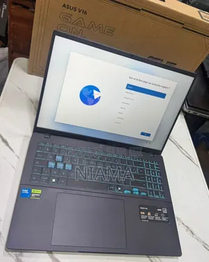 Nouveau Ordinateur portable Asus V1V 16GB Intel Core i7 SSD 1T
