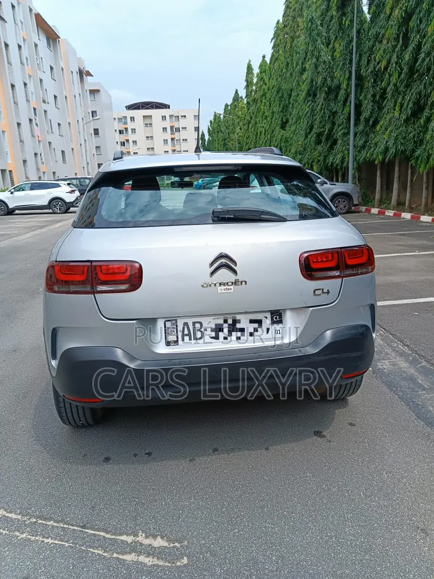 Citroen C4 2022 Gris