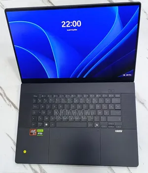 Nouveau Ordinateur portable Asus ProArt P16 64GB Intel Core i9 SSD 4T