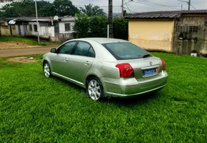 Toyota Avensis 2008 Gris