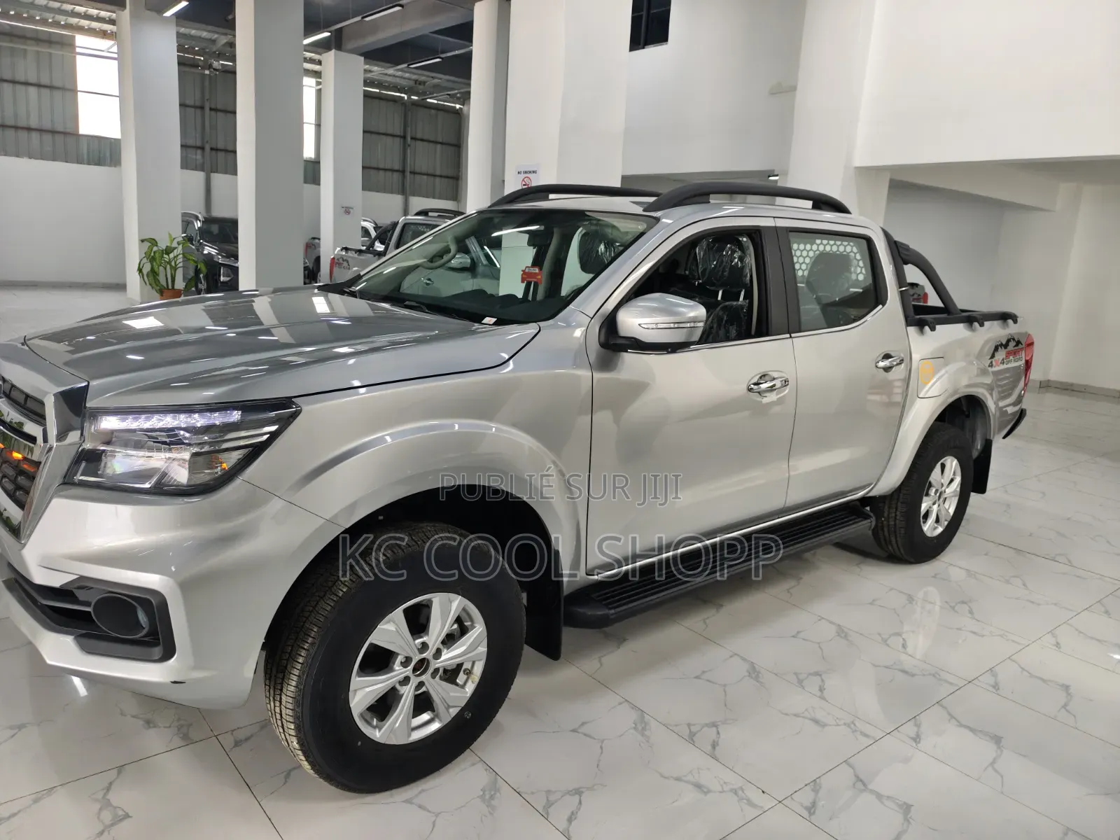 Nouveau Dongfeng Rich 6 2025 Gris