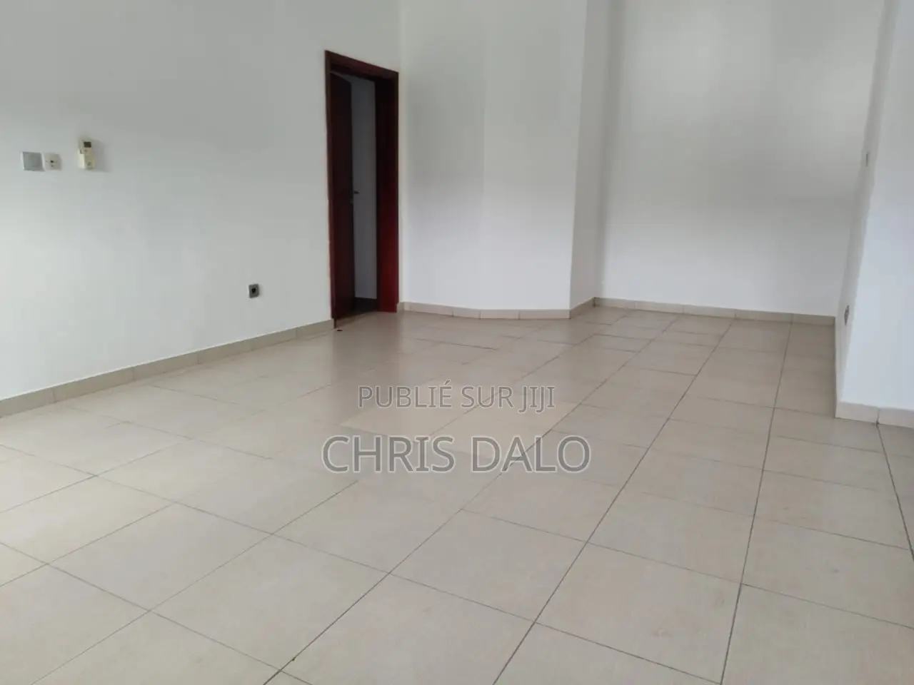 5chbre Duplex dans Roberson, Cocody à Louer