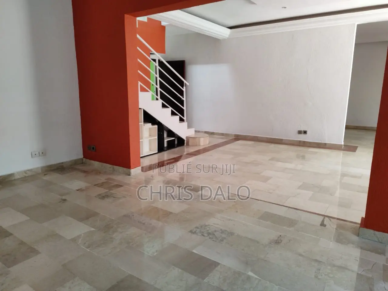 5chbre Duplex dans Roberson, Cocody à Louer