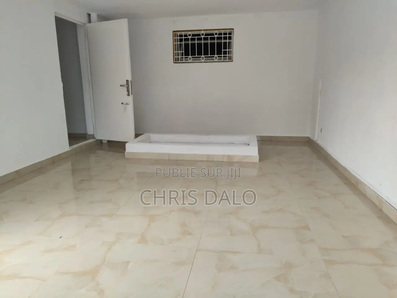 5chbre Duplex dans Roberson, Cocody à Louer