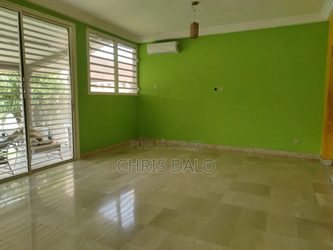5chbre Duplex dans Roberson, Cocody à Louer