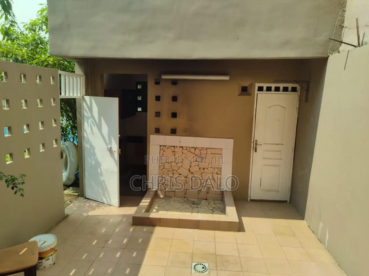 5chbre Duplex dans Roberson, Cocody à Louer