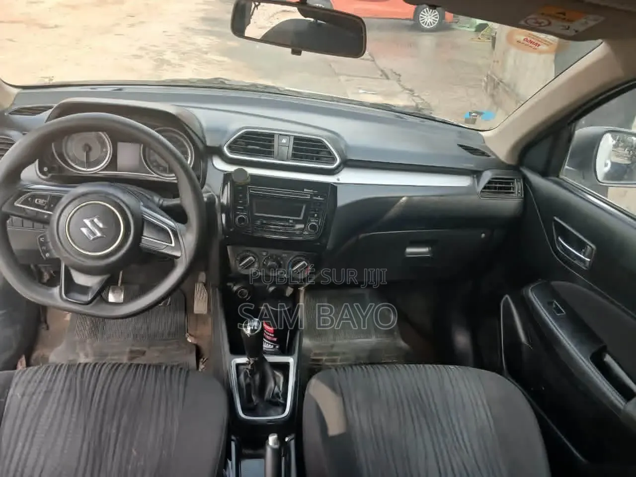 Suzuki Dzire 2023 Blanc