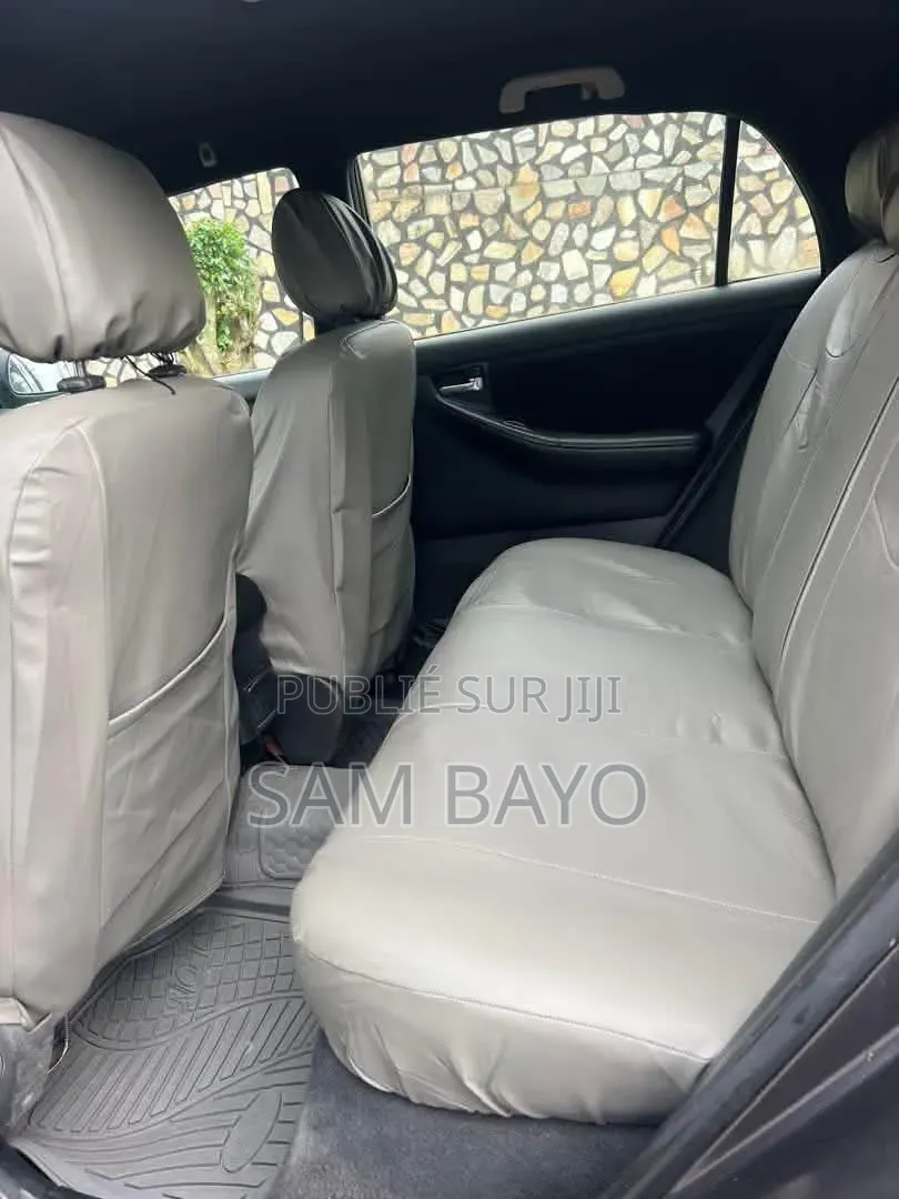 Toyota Corolla 2002 Gris