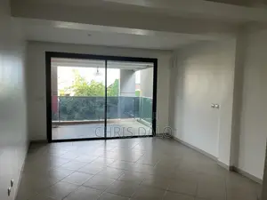 4chbre Duplex dans Dalo, Cocody à Louer