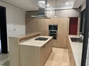 4chbre Duplex dans Dalo, Cocody à Louer