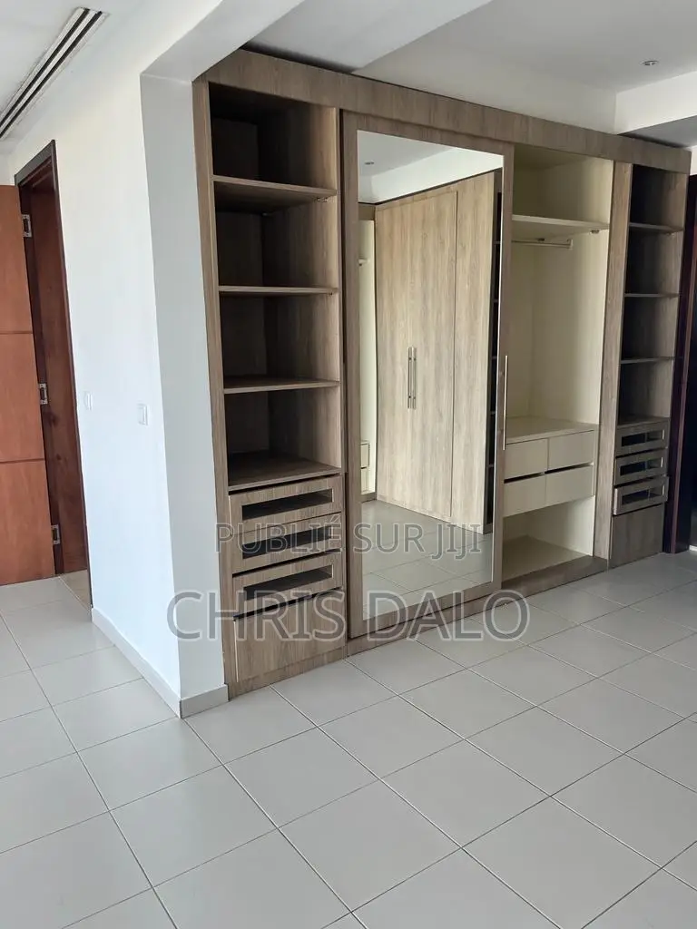 4chbre Duplex dans Dalo, Cocody à Louer
