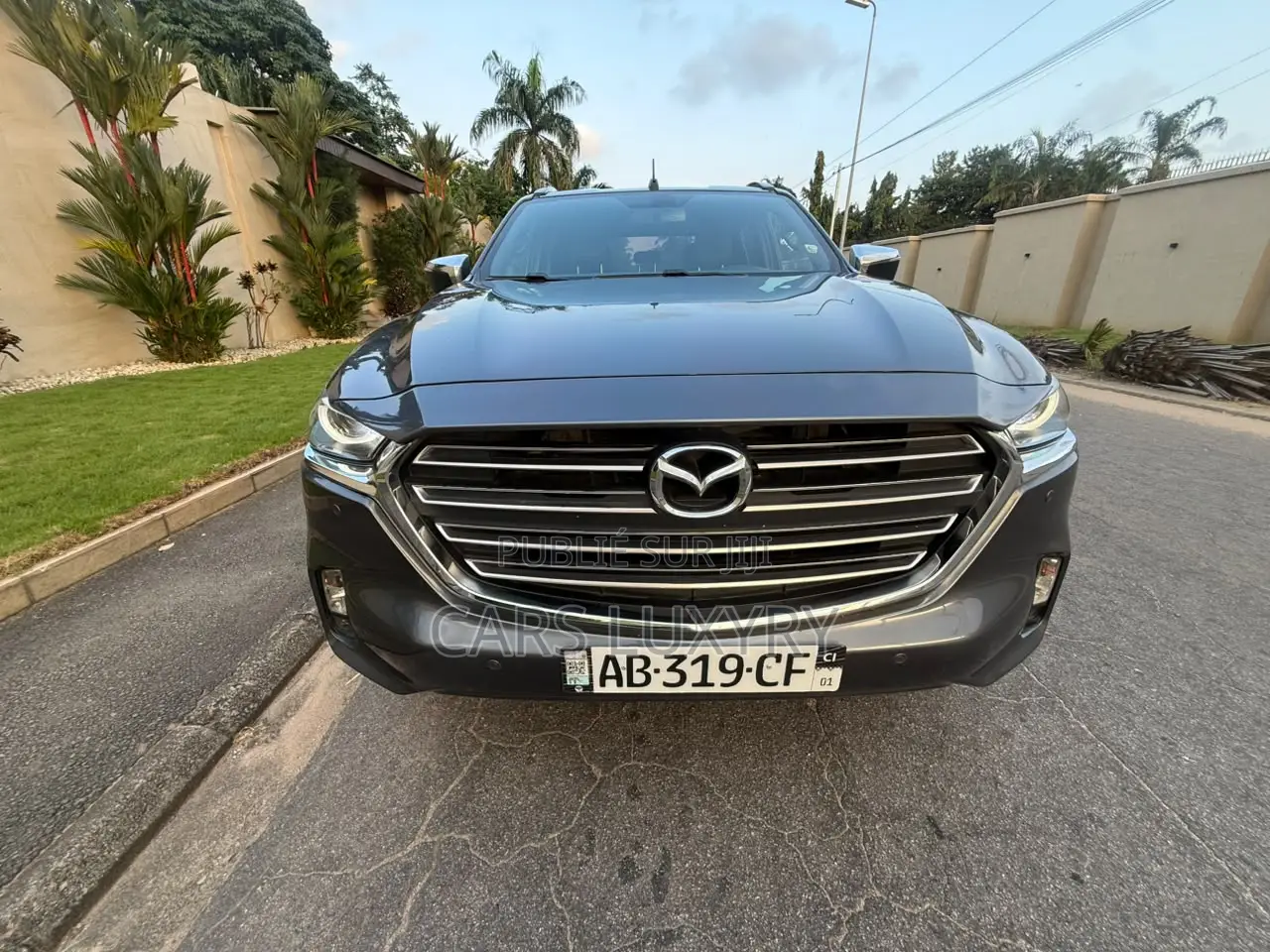 Mazda BT-50 2023 Argenté