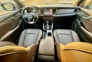 Mazda BT-50 2023 Argenté