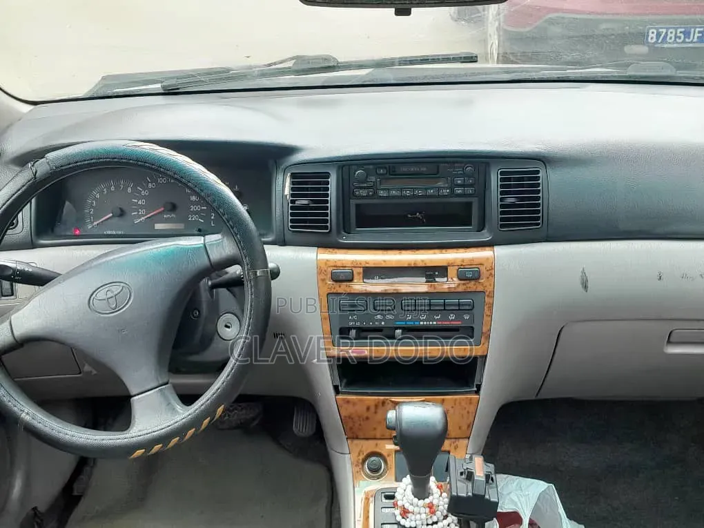 Toyota Corolla 2005 Gris