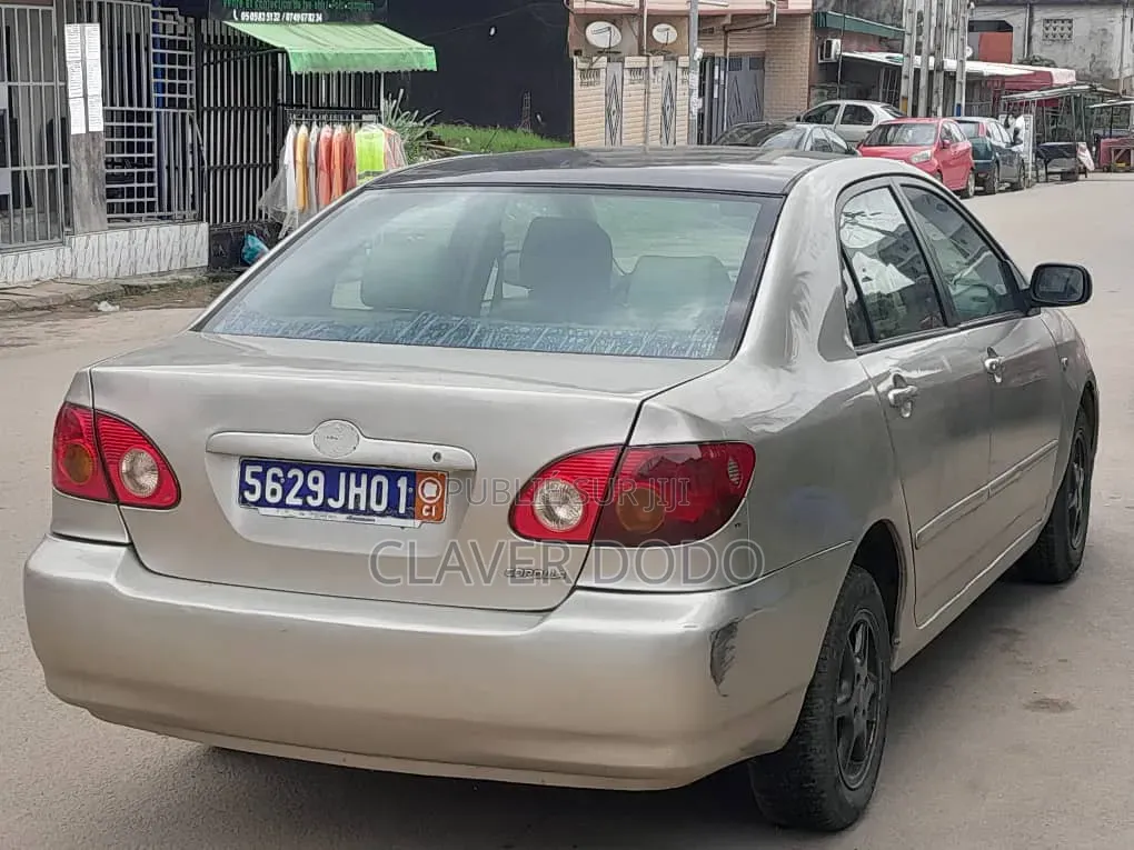 Toyota Corolla 2005 Gris