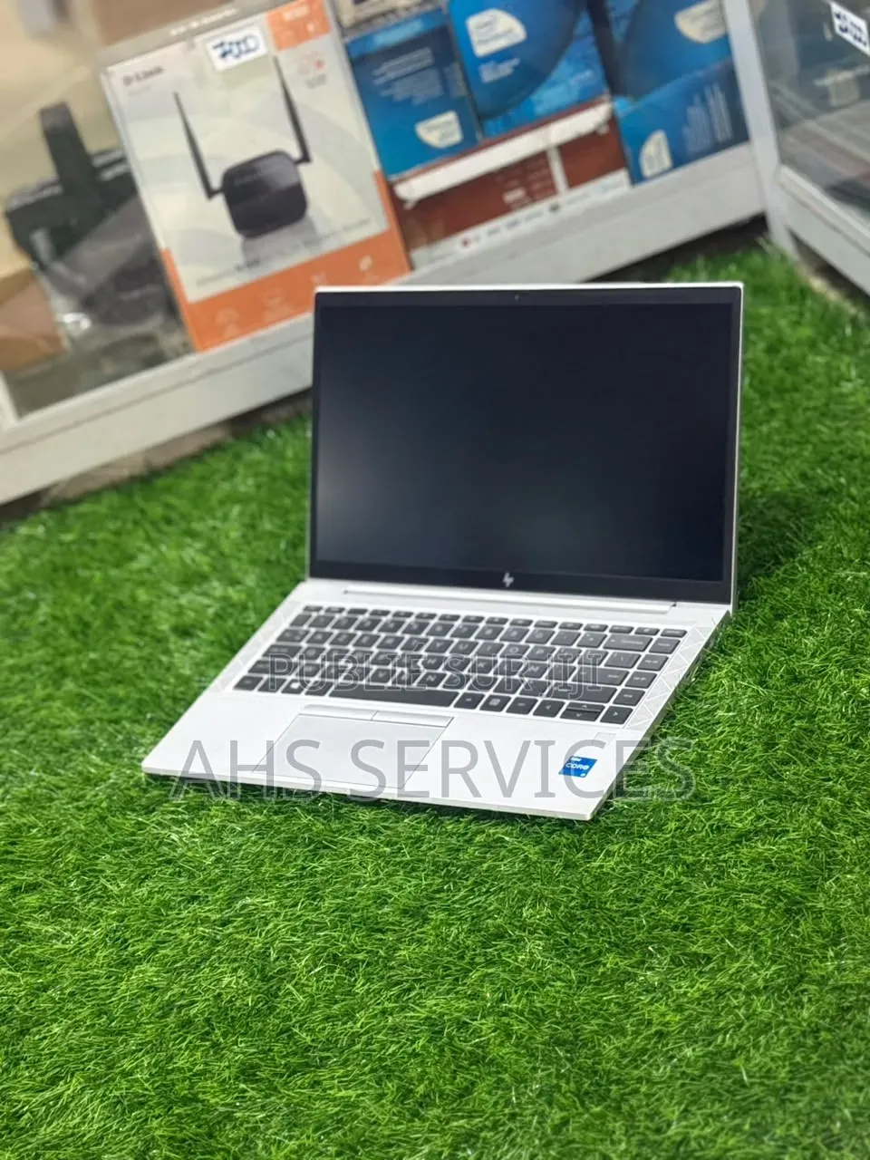 Nouveau HP EliteBook 840 G8 16GB Intel Core i5 SSD 512GB