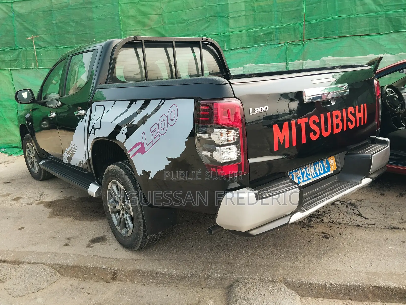 Mitsubishi L200 2021 Noir