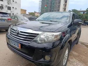 Toyota Fortuner 2013 Noir