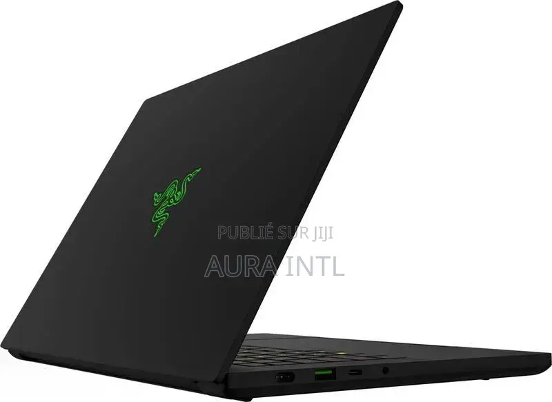 Nouveau Ordinateur portable Razer Lame 16GB AMD Ryzen 9 SSD 1T