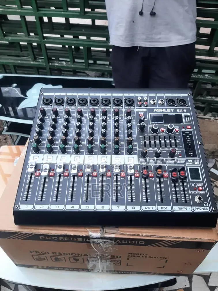 Tablue De Mixage Asley 8 Pistes