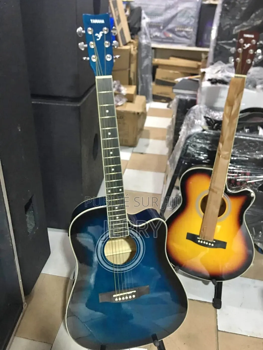 Guita Acoustic