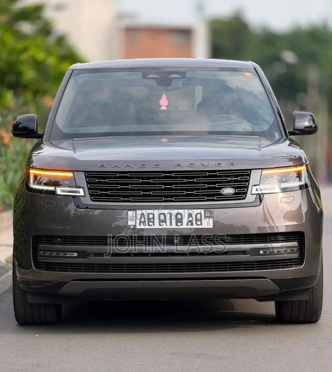 Nouveau Land Rover Range Rover Vogue 2024 Gris