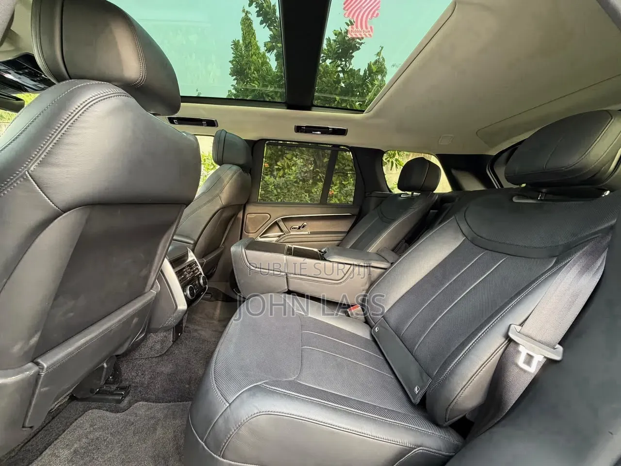 Nouveau Land Rover Range Rover Vogue 2024 Gris