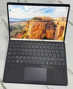 Ordinateur portable Microsoft Surface Pro 7 32GB Intel Core i7 SSD 1T