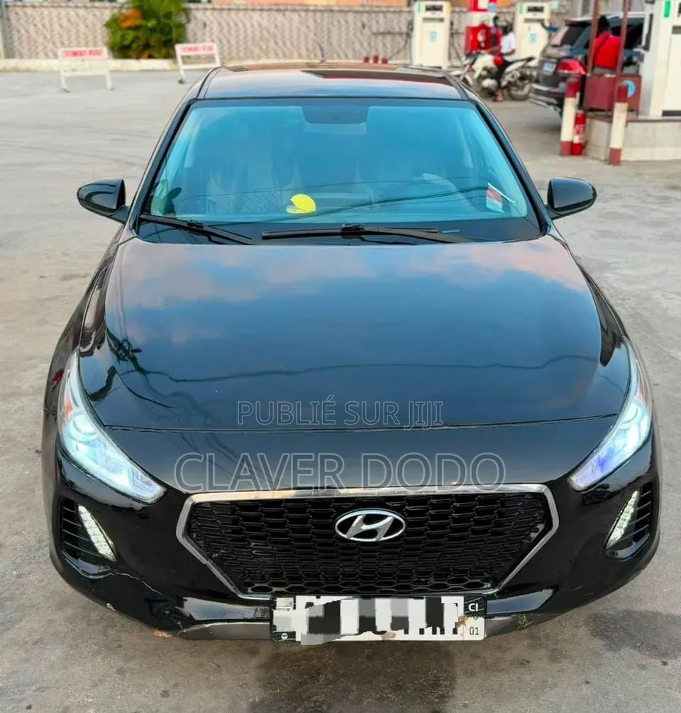 Hyundai Elantra 2019 Noir