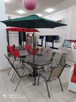 Parasol 6 Chaises Pour Le Jardin