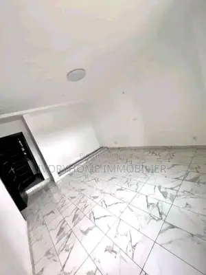 2chbre Appartement dans Cocody à Louer