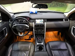 Land Rover Discovery Sport 2018 Noir