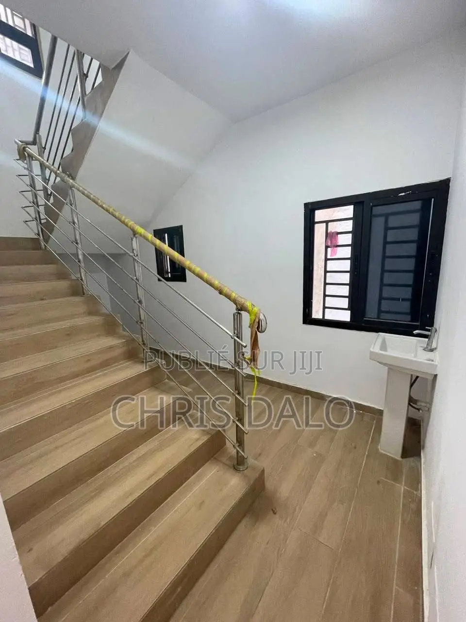 4chbre Duplex dans Roberson, Cocody à Louer
