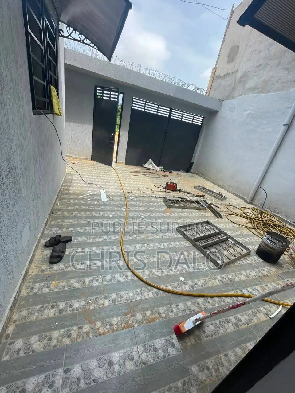4chbre Duplex dans Roberson, Cocody à Louer