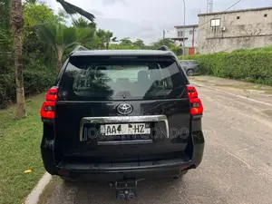 Toyota Land Cruiser Prado 2011 Noir