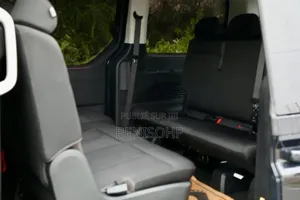 Hyundai Staria 2025 Noir