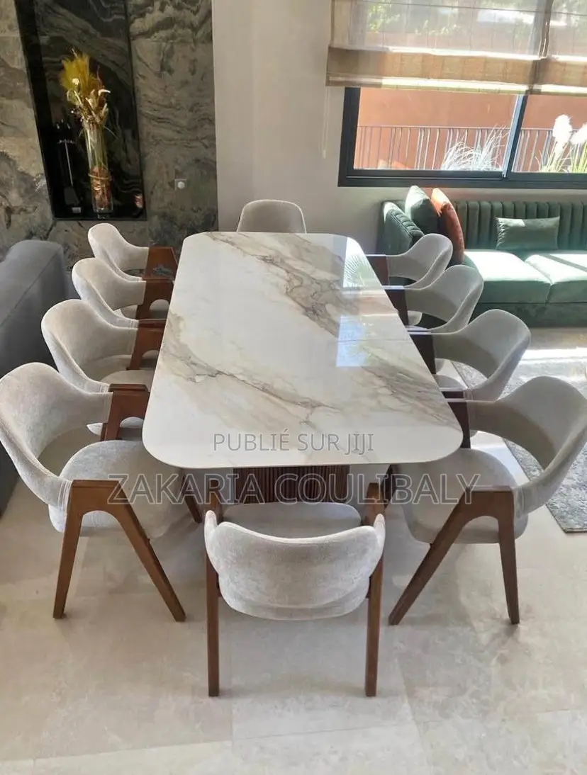 Table À Manger