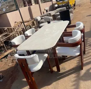 Sale À Manger