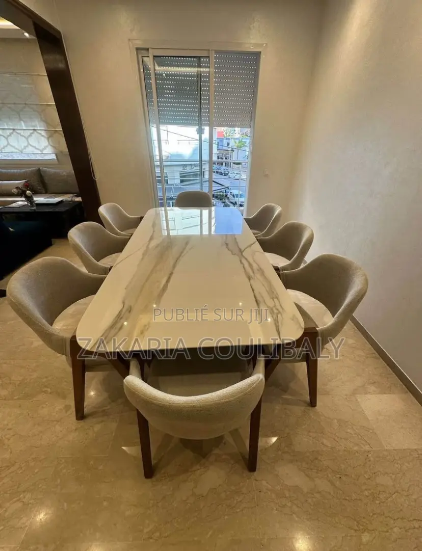 Magnifique Table À Manger De Luxe Plateau en Marbre Très Solide