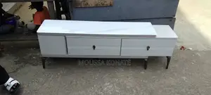 Une Meuble TV