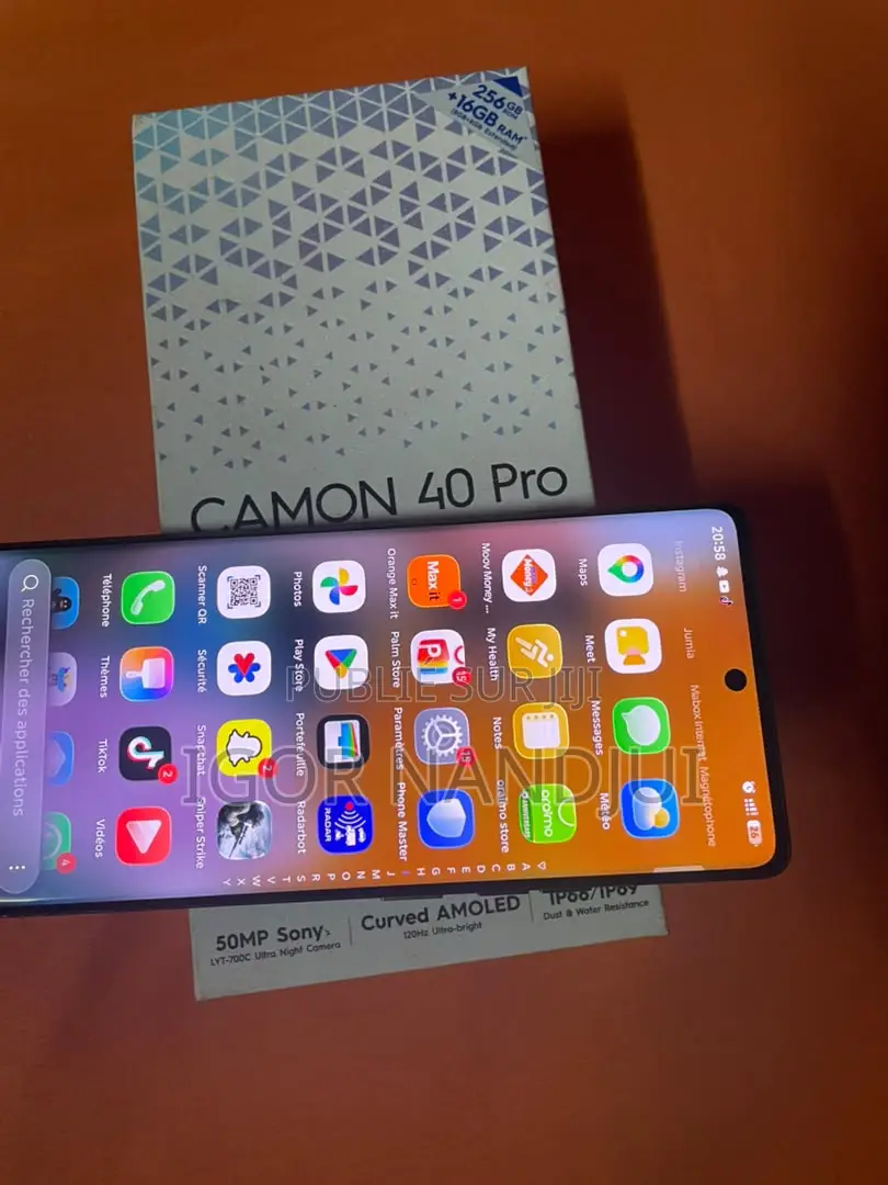 Tecno Camon 40 256 GB Noir