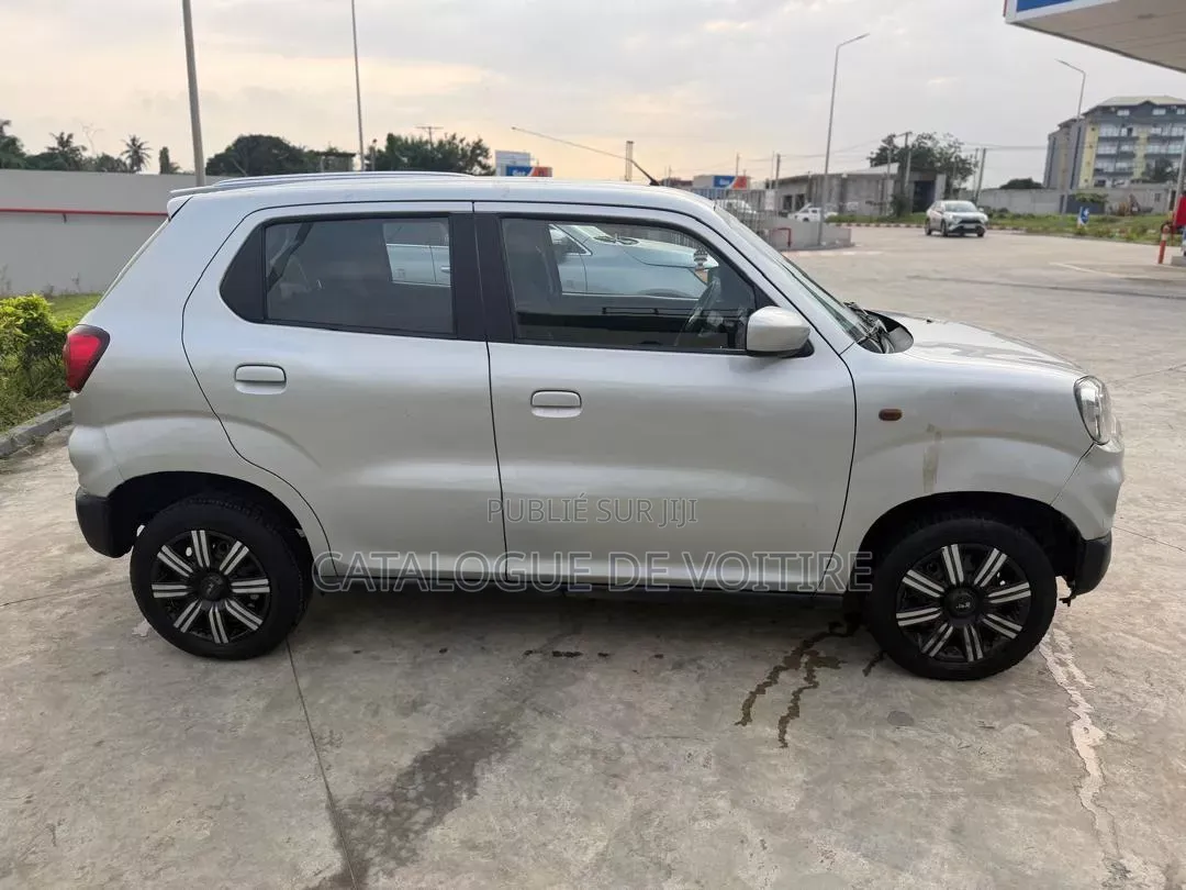 Suzuki S-Presso 2024 Gris