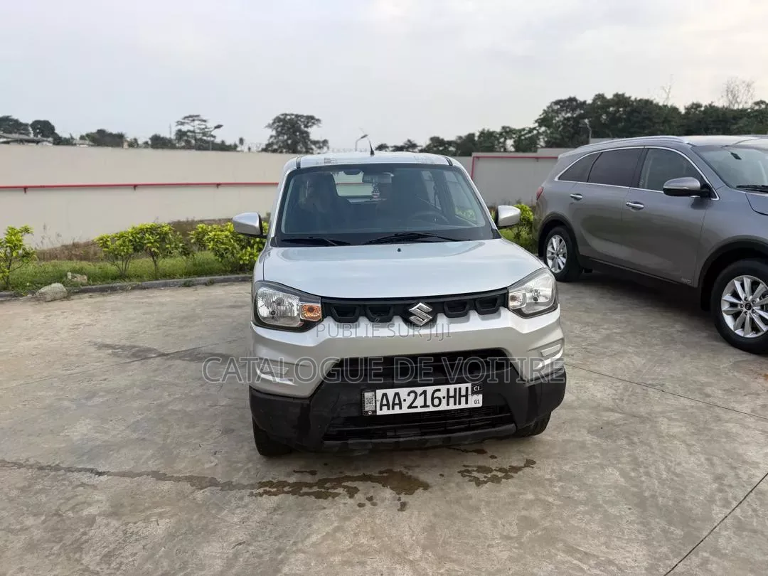 Suzuki S-Presso 2024 Gris