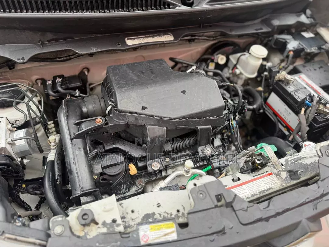 Suzuki S-Presso 2024 Gris