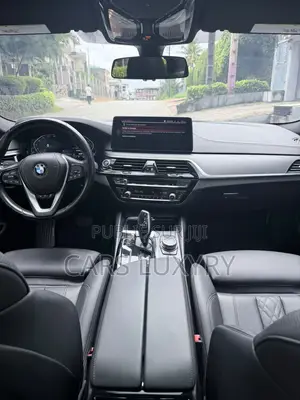 BMW 530i 2022 Bleu