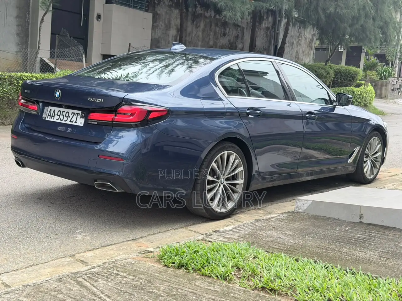 BMW 530i 2022 Bleu